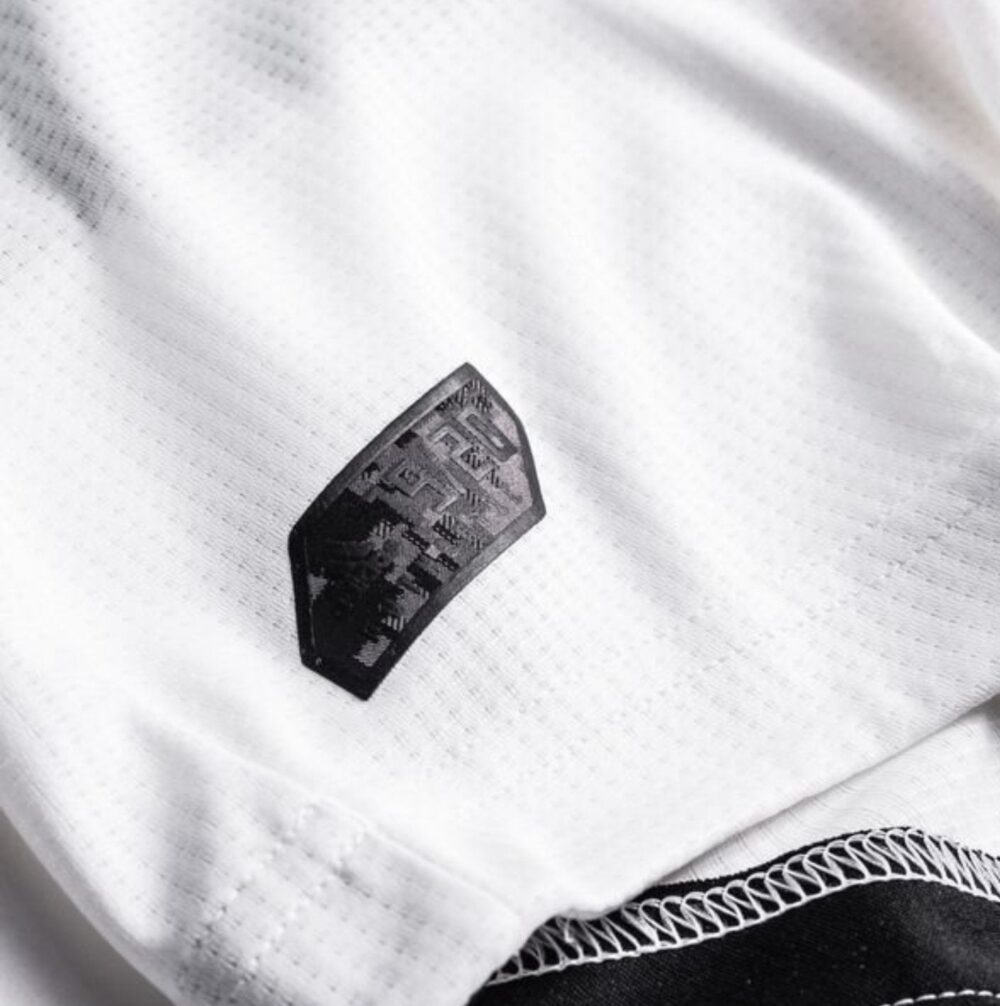 Juventus Home Shirt 2019/20 Authentic - Image 3